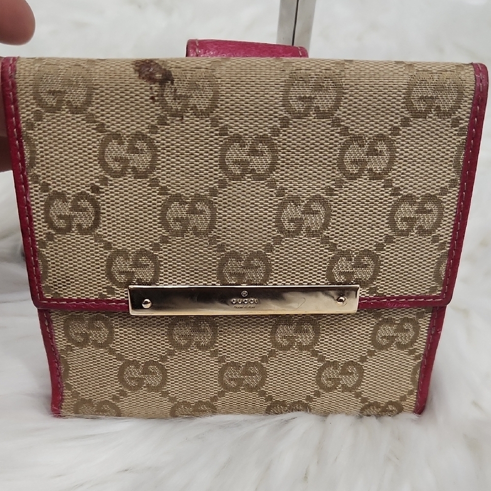 🤎▪️Gucci▪️ Beige and Red Women's Canvas Red Leather Trim Wallet - Picture 2 of 16
